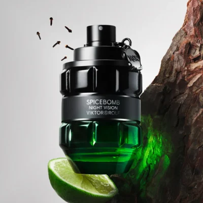 <div class="product-brand">VIKTOR ROLF</div>Viktor Rolf Spicebomb Night Vision Eau De Parfum - Image 3
