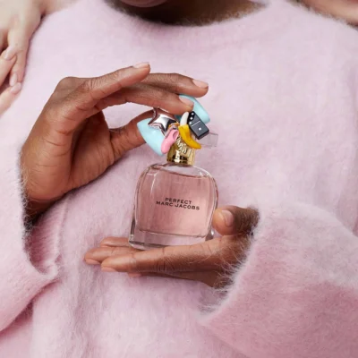 <div class="product-brand">Marc Jacobs</div>Marc Jacobs Perfect Eau De Parfum - Image 6