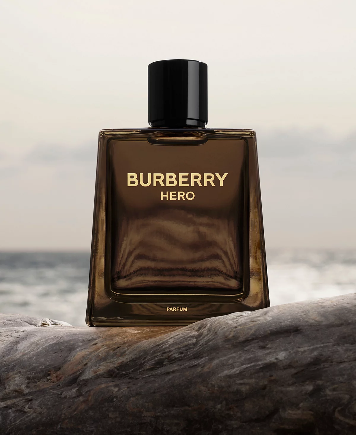 <div class="product-brand">Burberry</div>Burberry Hero Parfum - Image 3