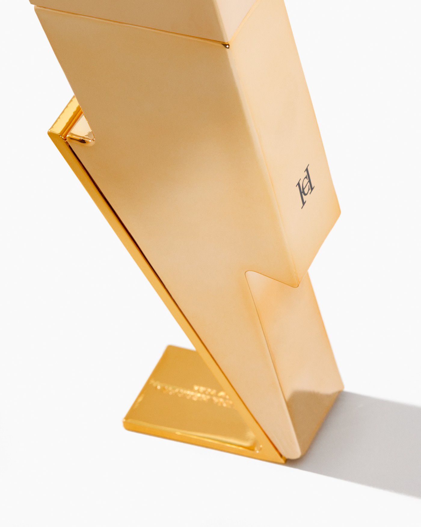 <div class="product-brand">Carolina Herrera</div>Carolina Herrera Bad Boy Eau de Toilette Gold Fantasy Limited-Edition - Image 4