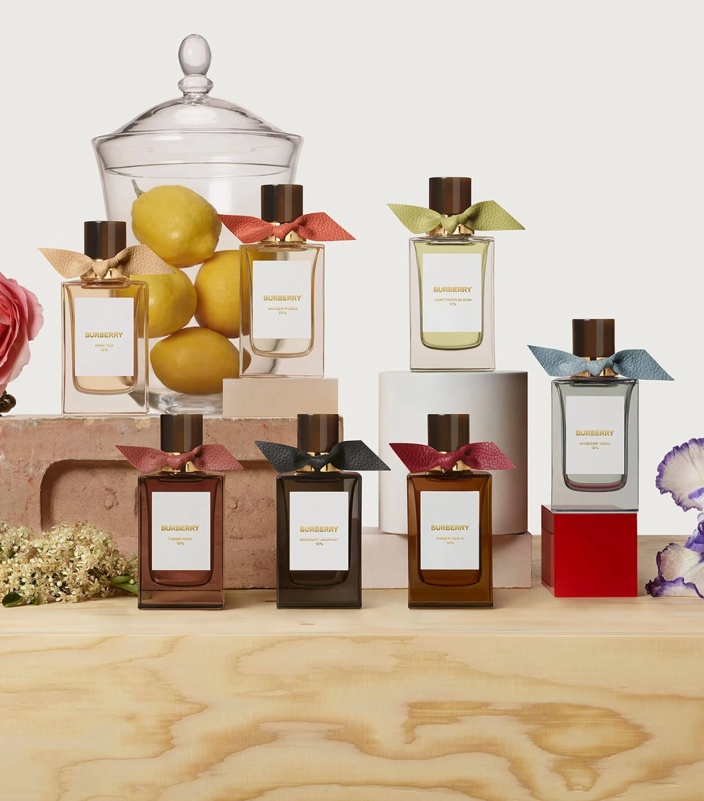 <div class="product-brand">Burberry</div>Burberry Garden Roses Eau De Parfum - Image 3