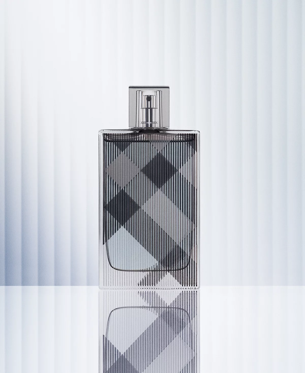 <div class="product-brand">Burberry</div>Burberry Brit For Men Eau de Toilette - Image 3