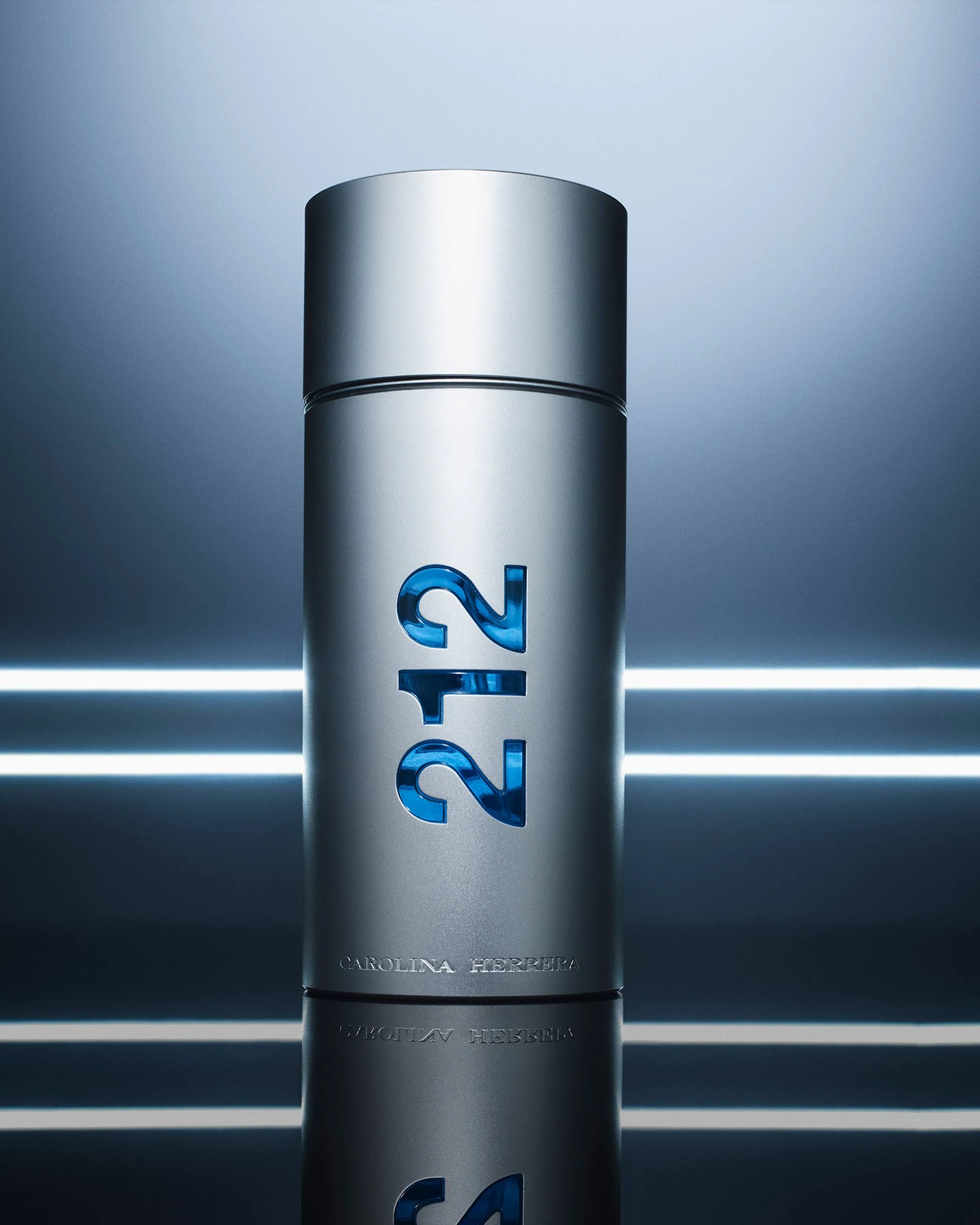 <div class="product-brand">Carolina Herrera</div>Carolina Herrera 212 NYC Men’s Eau de Toilette - Image 4